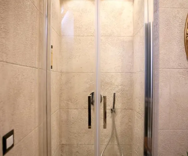 Imperial Konukevi Roma